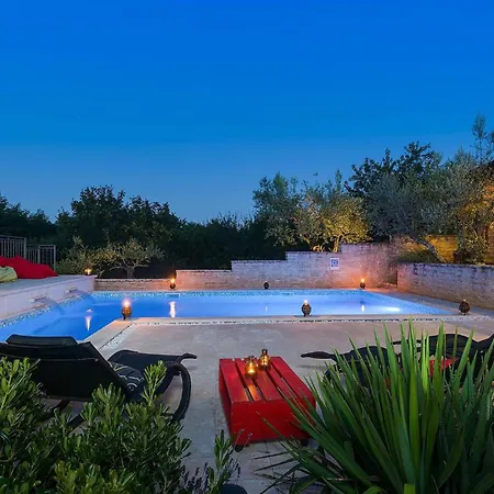Tatil Evi Artien